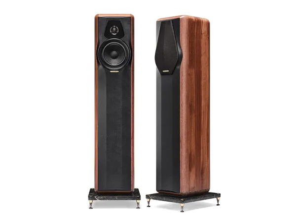 Sonus Faber Maxima Amator, valnøtt 2 veis gulvhøyttaler, par 