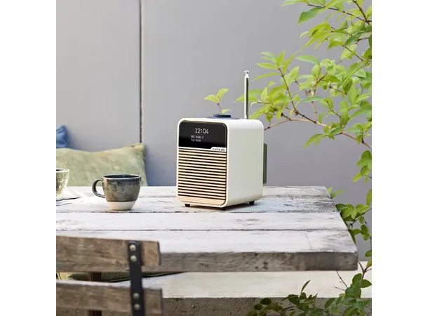 Ruark R1 Mk4, DAB radio, Light Cream DAB+, Bluetooth, klokke og alarm 