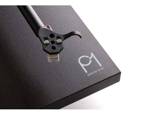 Rega Planar 1, Carbon, sort RB110 arm, EBLT drivrem 