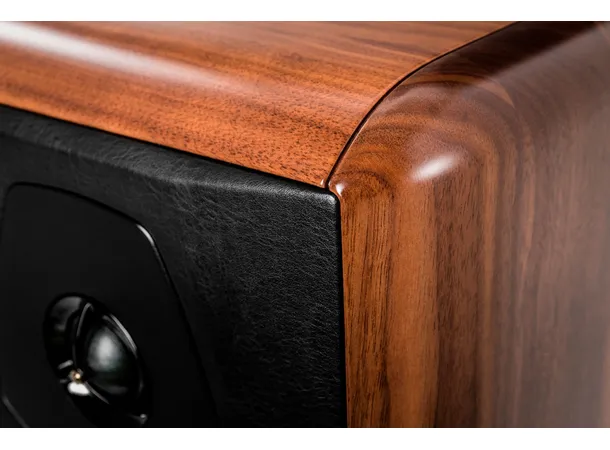 Sonus Faber Electa Amator III, walnut 2 veis høyttaler, inkludert stativ, par 
