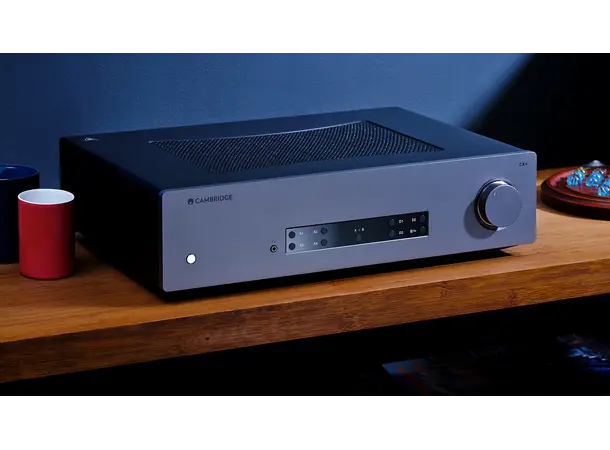 Cambridge CXA 81 II, Lunar Grey Forsterker, 2x80 watt, D/A-konverter 