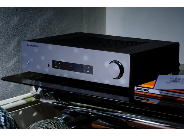 Cambridge CXA 81 II, forsterker 2x80 watt, D/A-konverter 