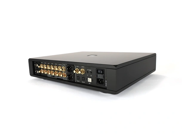 Rega Mercury, forforsterker 5 linjeinnganger RCA/XLR, D/A-konverter 