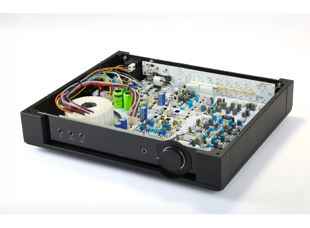 Rega Mercury, forforsterker 5 linjeinnganger RCA/XLR, D/A-konverter 