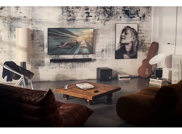 Klipsch Flexus Core 200 med sub og surr Lydplanke 10" subwoofer og bakhøyttalere 