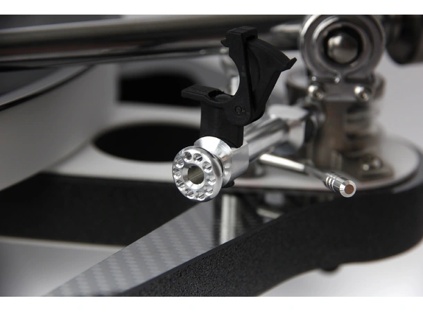 Rega Naia, Aphelion 2 MC-pickup, Black RB titanium tonearm, ekstern PSU 