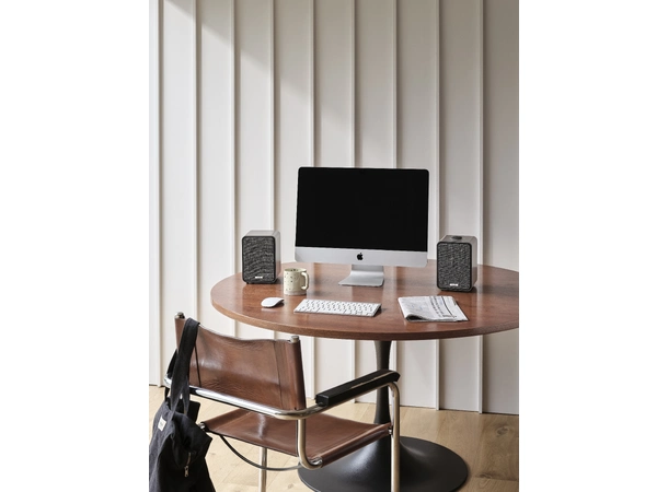 Ruark MR1 Mk3 aktiv høyttaler, Walnut Bluetooth, APTX, linje inn, subwoofer ut 