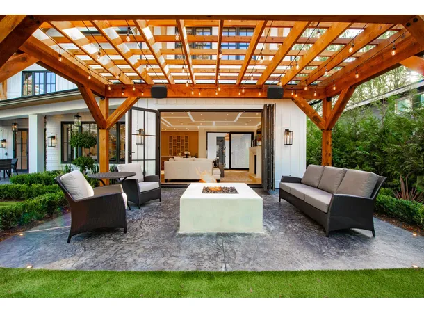 Klipsch RSM-800 Utendørshøyttaler - Hvit PAR 