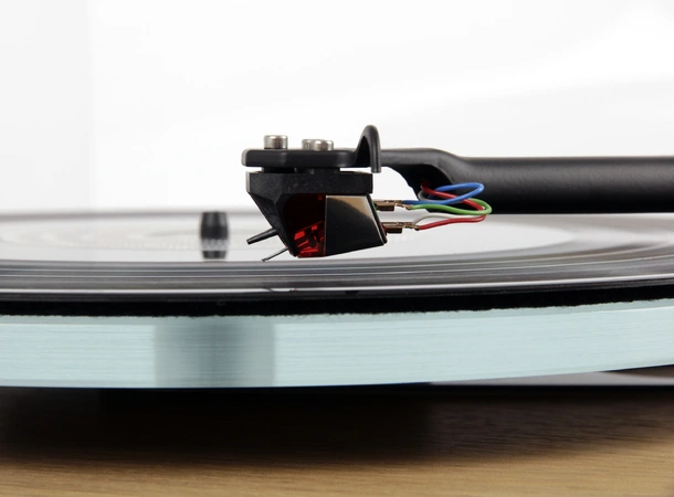 Rega Planar 3, Nd3 pickup, oak Glasstallerken, RB330 arm, EBLT drivrem 
