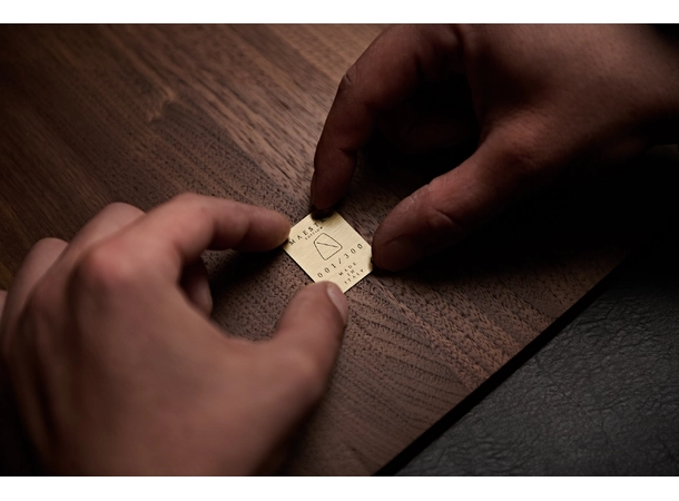 Sonus Faber Concertino MAESTRO, Walnut 2 veis høyttaler (stativ kjøpes separat) 