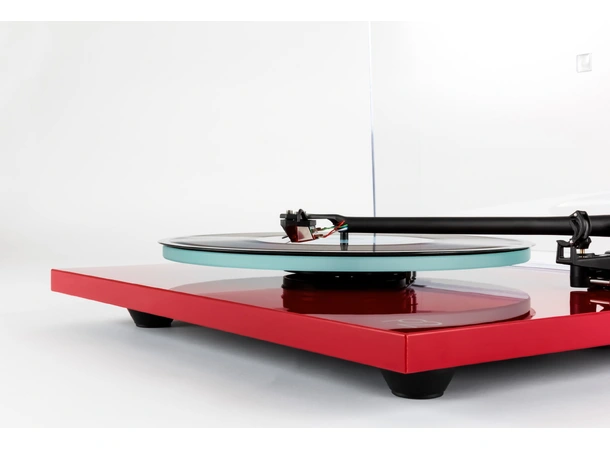 Rega Planar 2, Nd3 pickup, rød Glasstallerken, RB220 arm, EBLT drivrem 