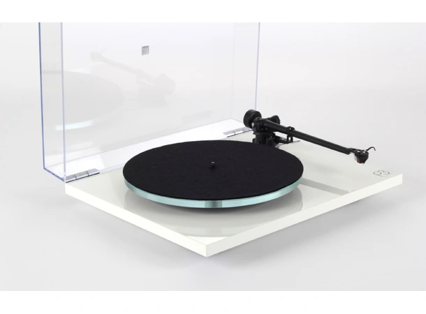 Rega Planar 3, Nd3 pickup, hvit Glasstallerken, RB330 arm, EBLT drivrem 