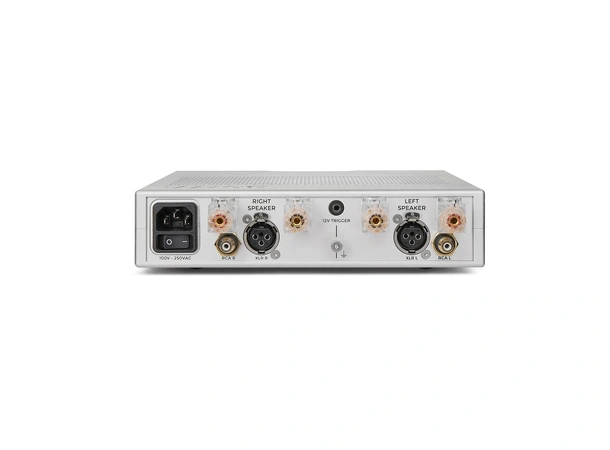 Chord BerTTi effektforsterker - Sølv 2 x 80 watt stereo effektforsterker 