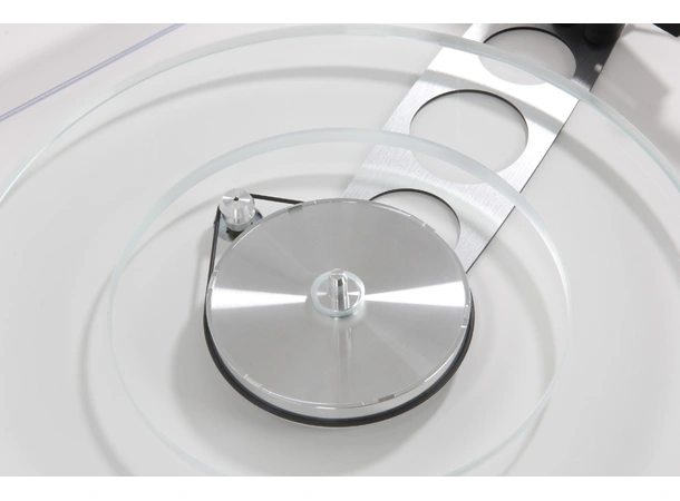 Rega Planar 6, uten pickup, White RB330 arm, NEO Mk2  PSU 