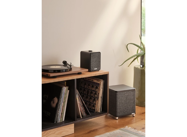 Ruark MR1 Mk3 aktiv høyttaler, Charcoal Bluetooth, APTX, linje inn, subwoofer ut 