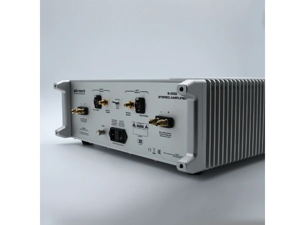 Audio Research S-200, SS Power Amp. 2x200 watt, solid state effektforsterker 