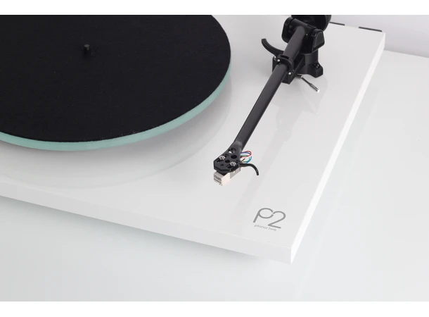Rega Planar 2, Carbon pickup, White Glasstallerken, RB220 arm, EBLT drivrem 