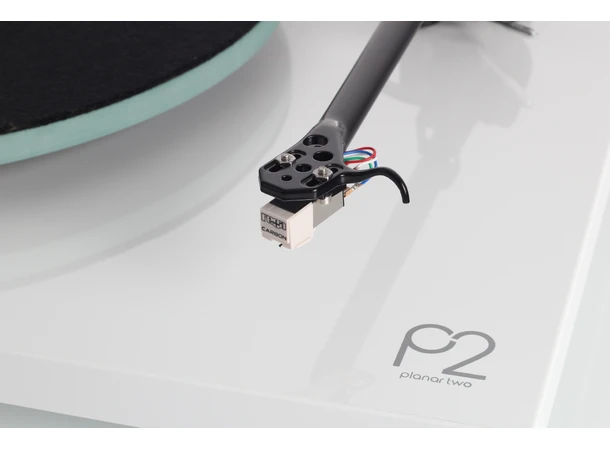 Rega Planar 2, Carbon pickup, White Glasstallerken, RB220 arm, EBLT drivrem 