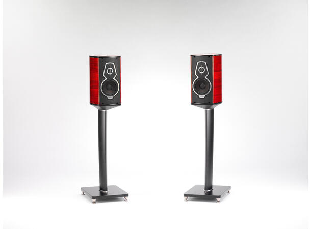 Sonus Faber Guarneri Tradition, red 2 veis høyttaler inkludert gulvstativ 